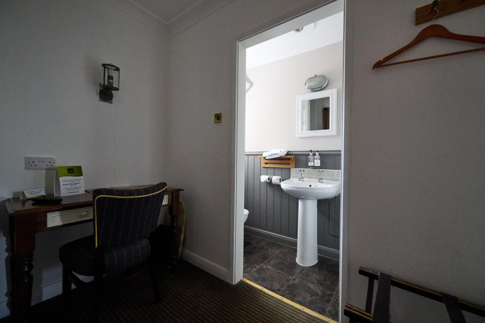 White Hart, Newmarket By Marston'S Inns Dış mekan fotoğraf